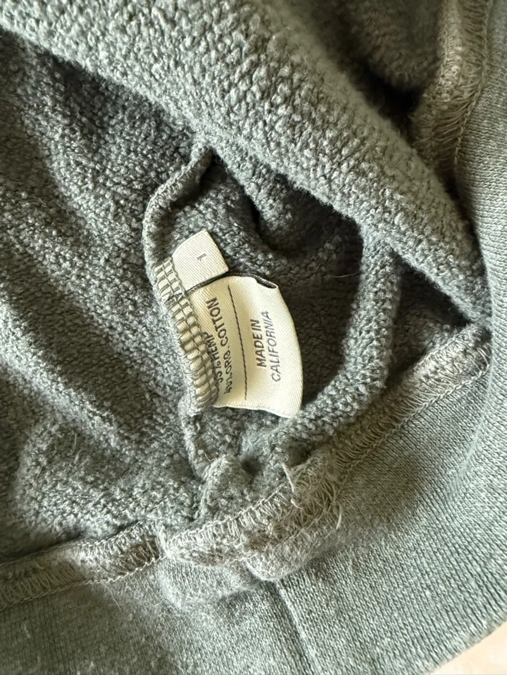 Aliya Wanek Tig sweatshirt in deep green - Picture 3 of 6
